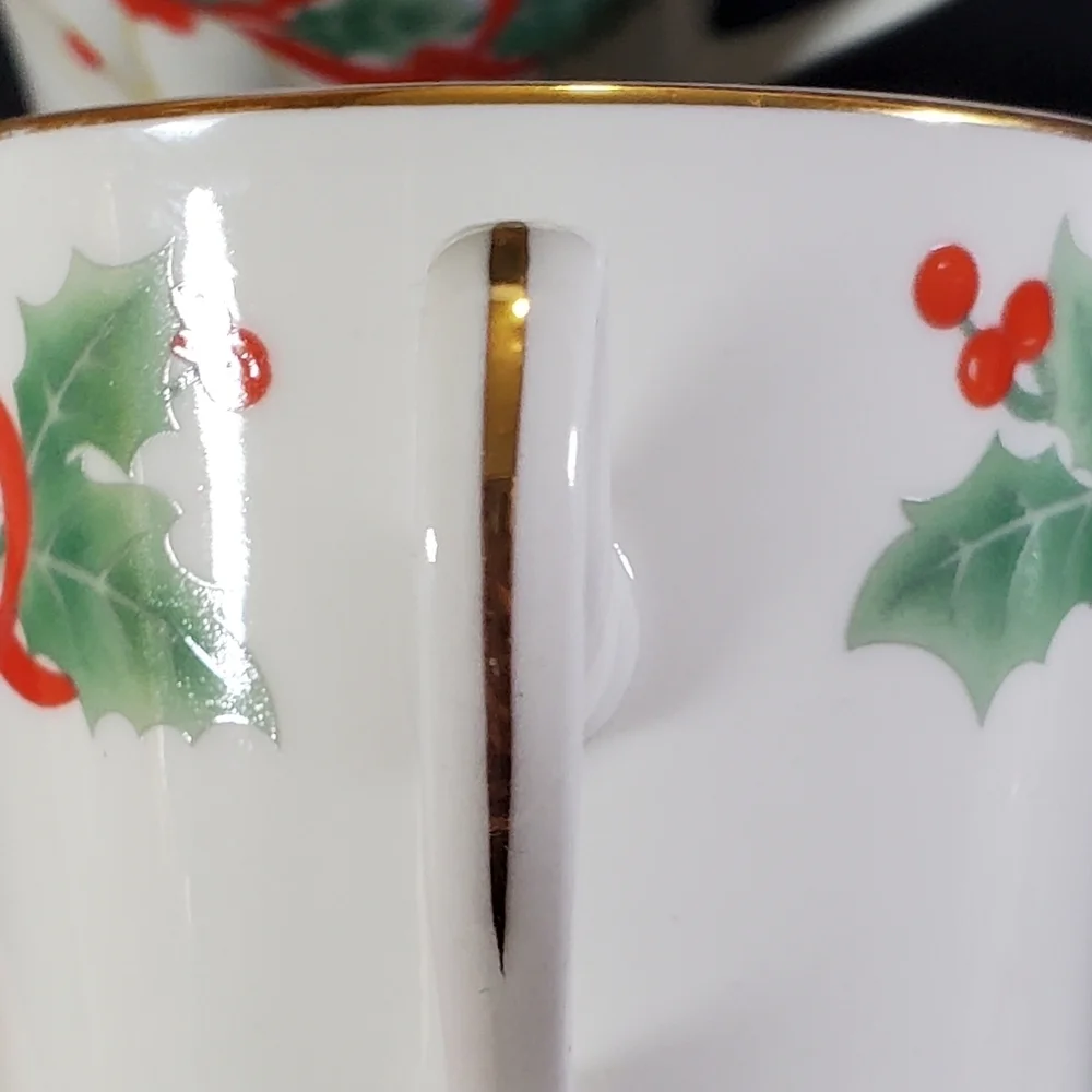 Sango Noel 1990 Christmas Teacups Mug Set of 4 Vintage Holiday Christmas